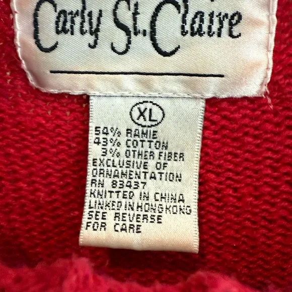 Christmas Sweater - Picture 3 of 9